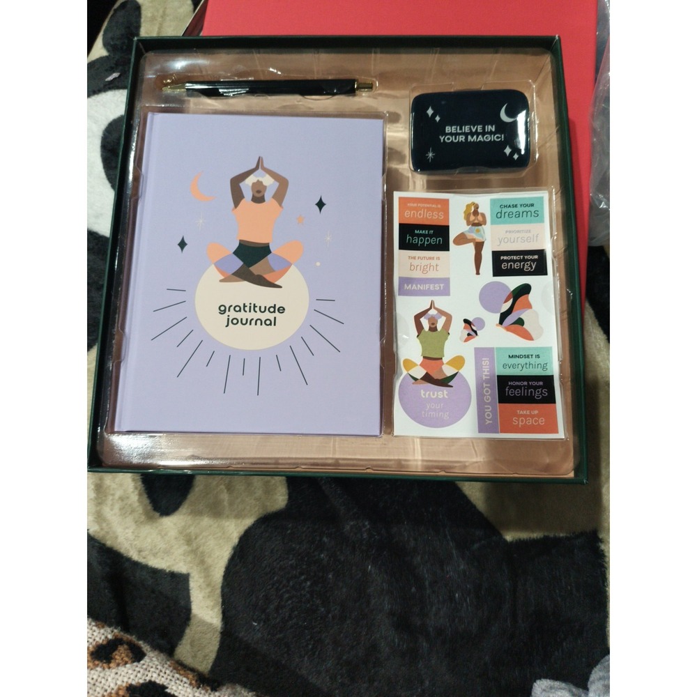 Be Rooted Gift Set To Be More Mindful - Gratitude Journal Set Open Box